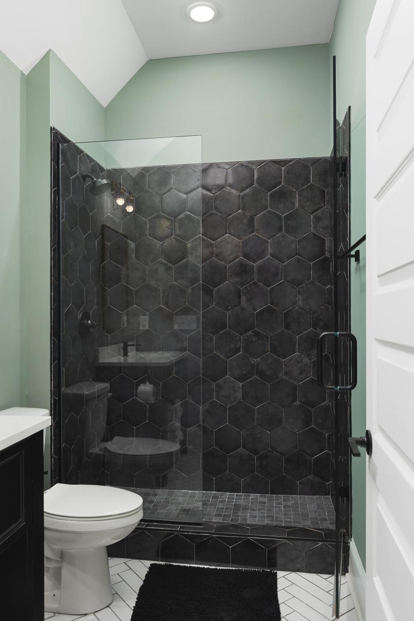 Luxury Design, Close To Broadway - 4 Beds, 2 Bedrm * Nashville